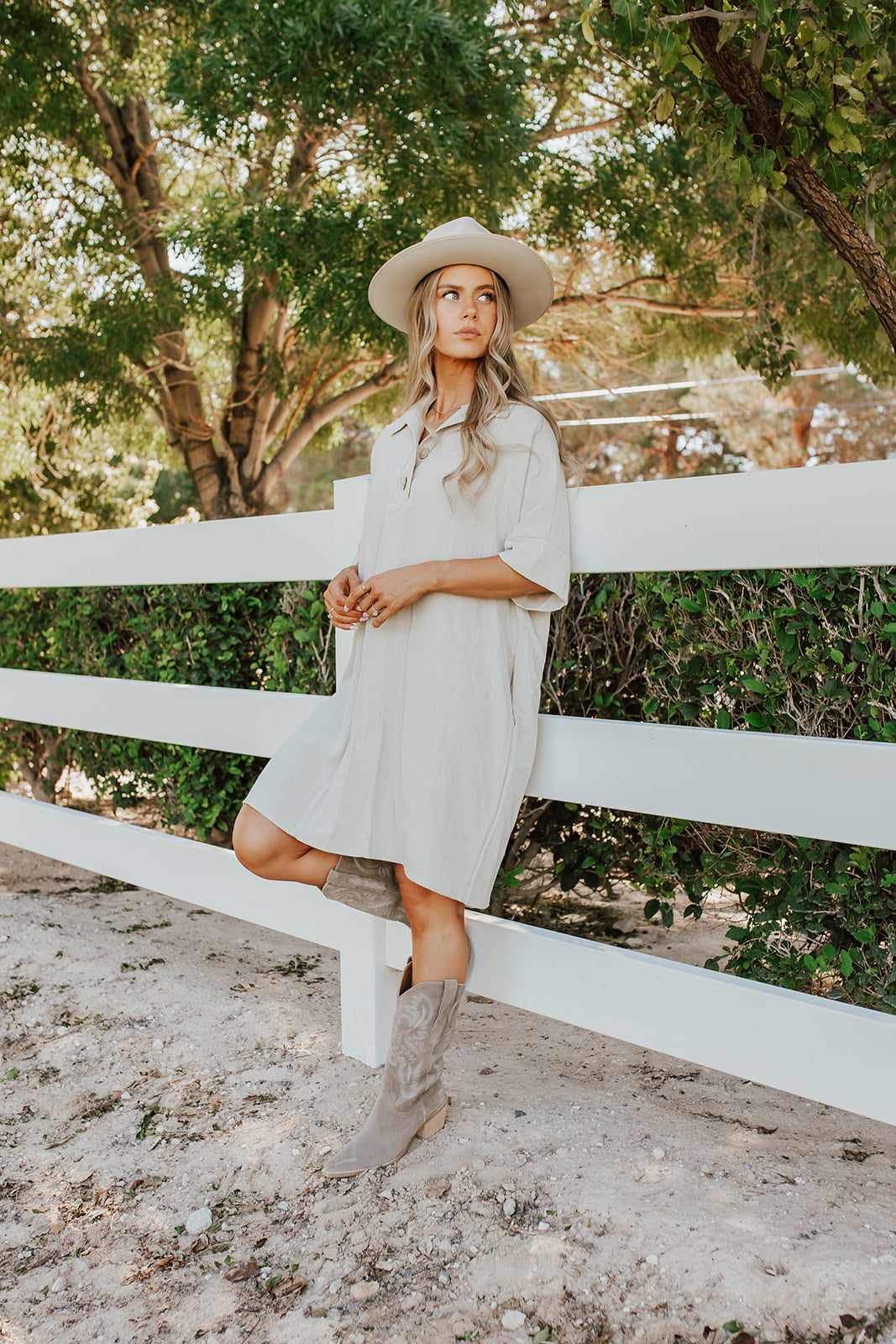 THE LINDIE LINEN DRESS IN NATURAL