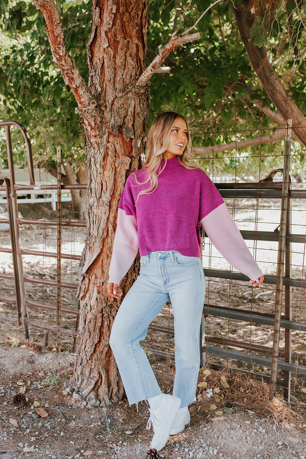 THE MARTY COLOR BLOCK SWEATER IN MAGENTA