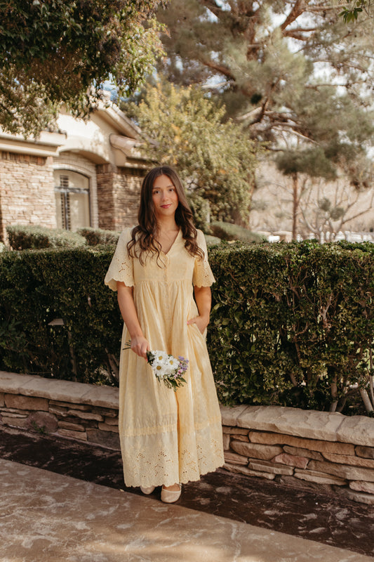 THE LEIYAH EYELET BUTTON DOWN DRESS IN SUNWASHED
