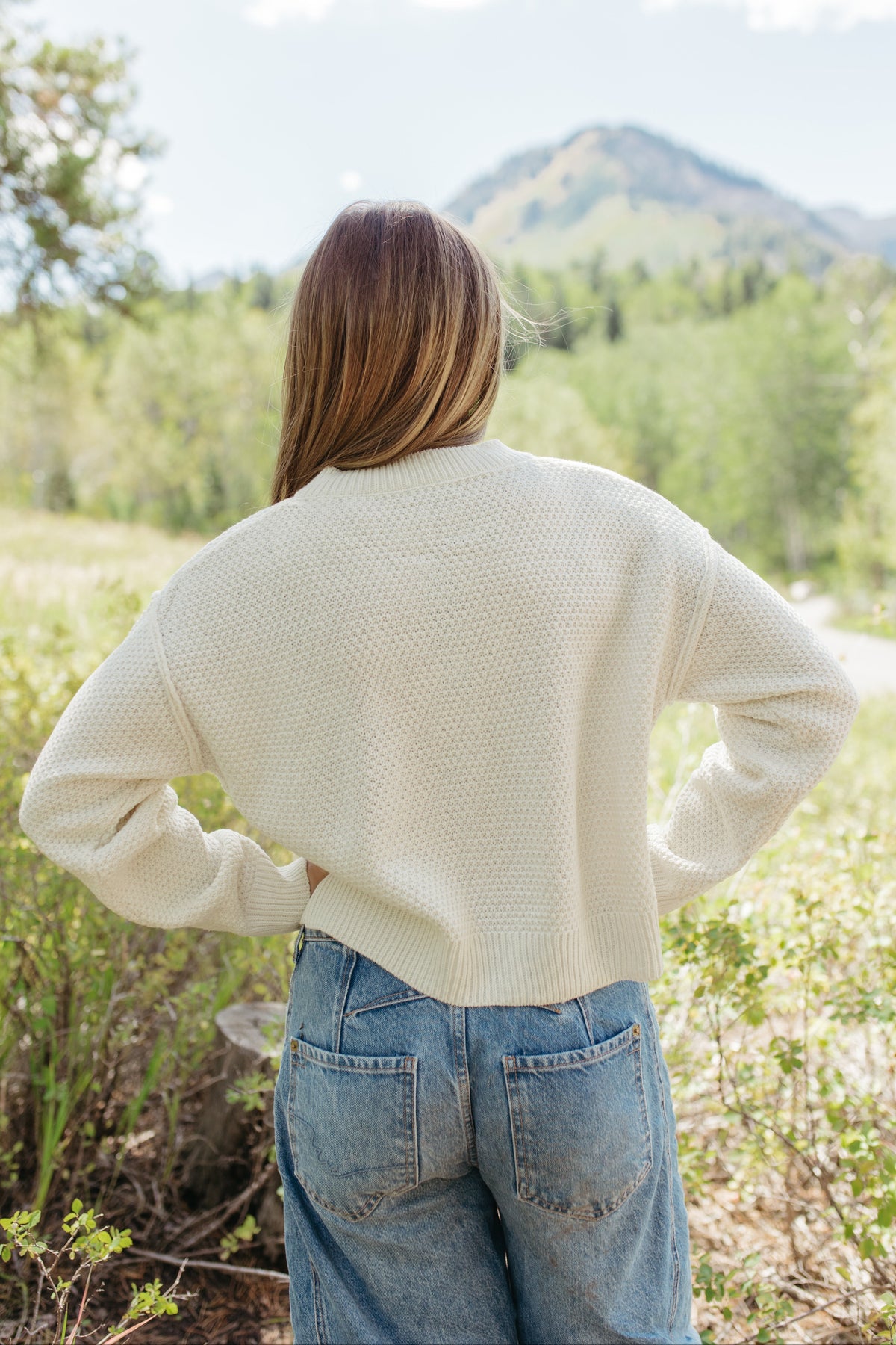THE WINONA CREW NECK CARDIGAN IN IVORY
