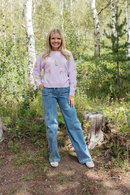 THE STEVIE FLORAL EMBROIDERED SWEATER IN LAVENDER