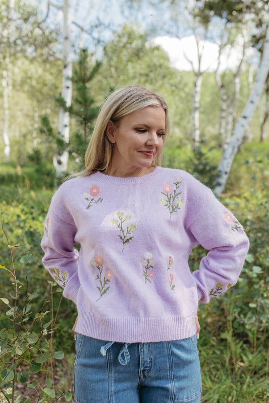 THE STEVIE FLORAL EMBROIDERED SWEATER IN LAVENDER