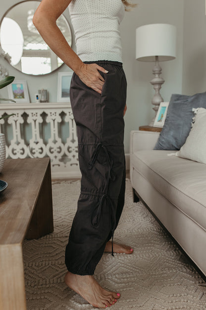 THE MAISY BOW JOGGERS