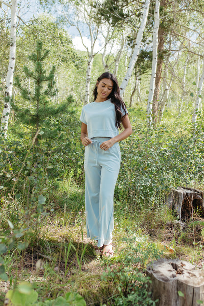 THE ALEENA WIDE LEG BLUE SET
