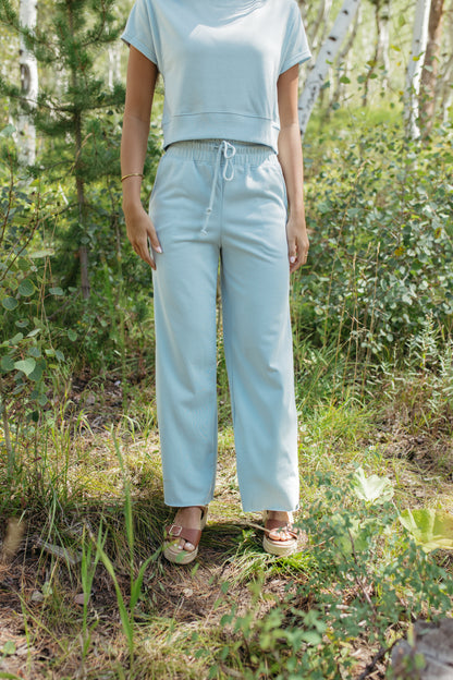 THE ALEENA WIDE LEG BLUE SET