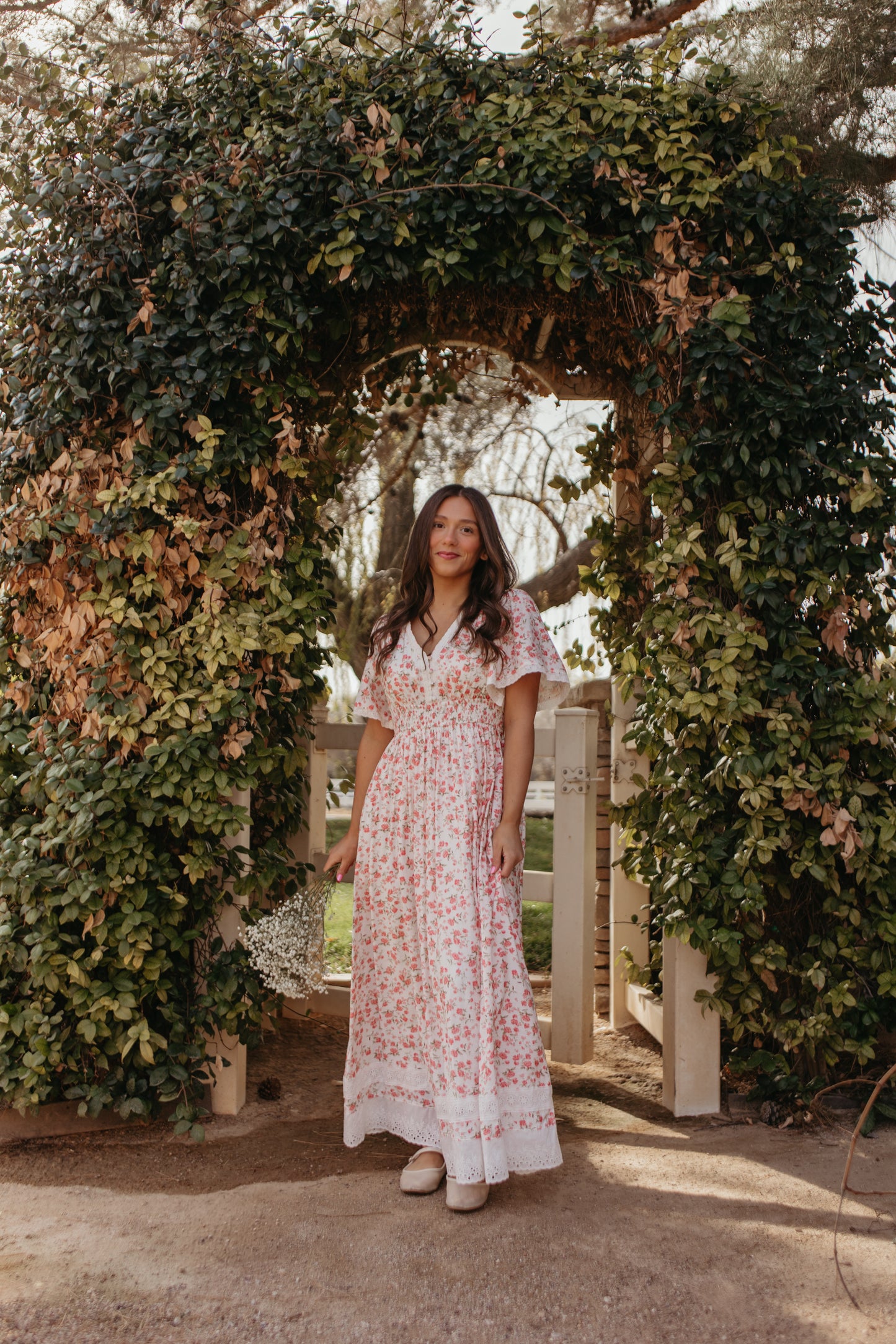 THE EVELYN FLORAL MAXI DRESS IN ENGLISH ROSE