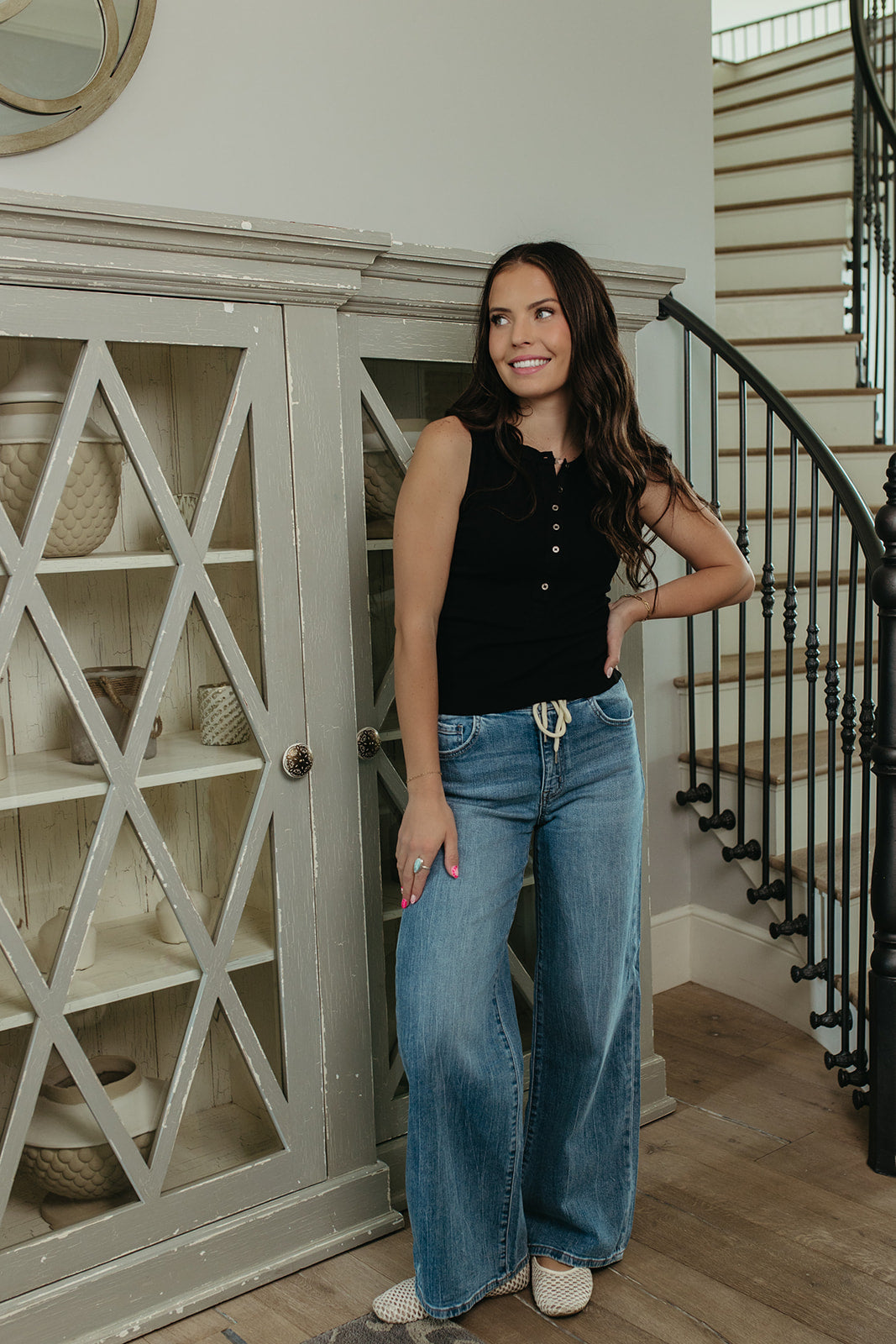 THE ILIA RIBBED HENLEY TANK TOP IN BLACK