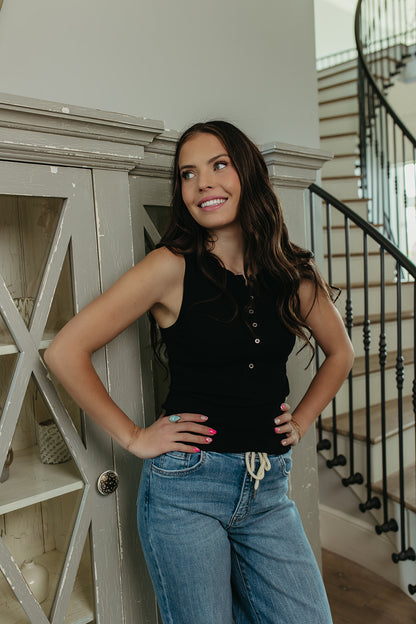 THE ILIA RIBBED HENLEY TANK TOP IN BLACK