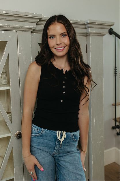 THE ILIA RIBBED HENLEY TANK TOP IN BLACK