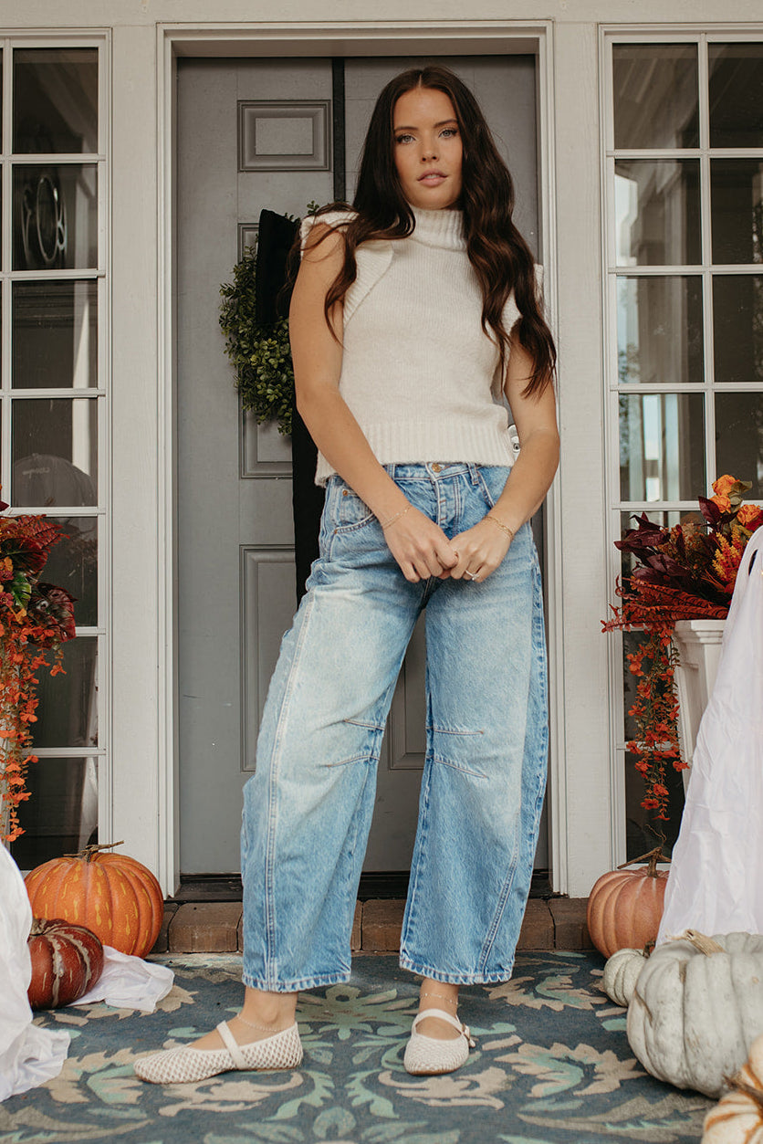 THE DAKOTA MOCK NECK RUFFLE SWEATER IN WHITE