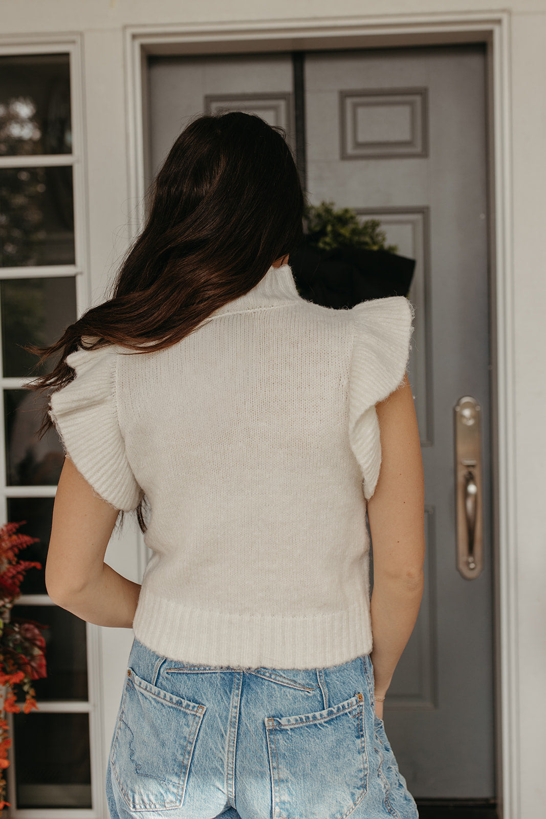 THE DAKOTA MOCK NECK RUFFLE SWEATER IN WHITE