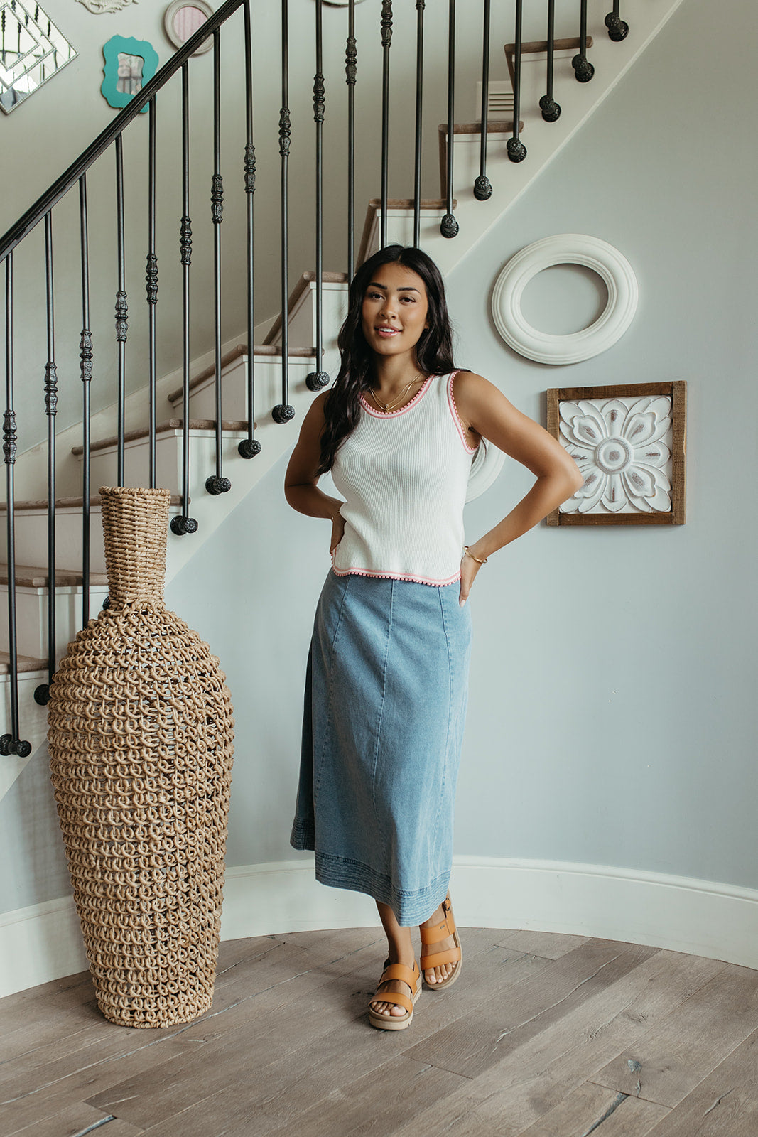 THE CORDELIA RIBBED TANK IN IVORY/PINK TRIM