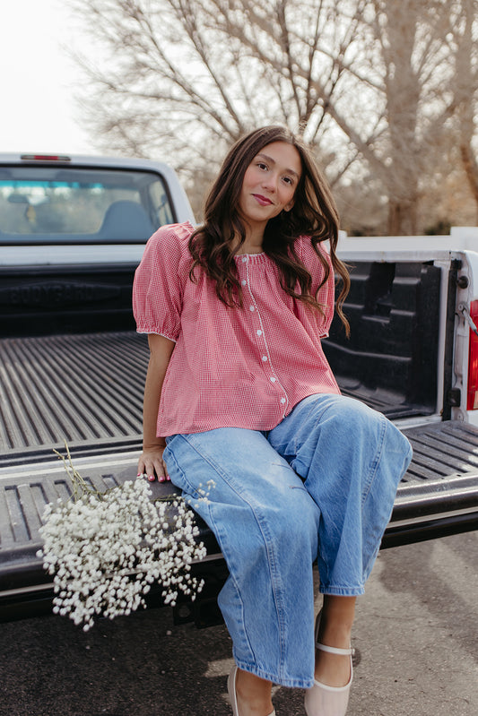 THE DAPHNE CHECKERED TOP IN RED