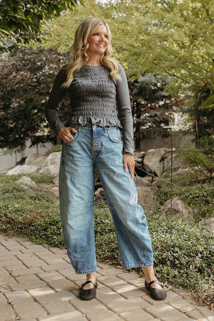 THE JANIYAH RUFFLED RUCHED TOP IN FOREST SAGE