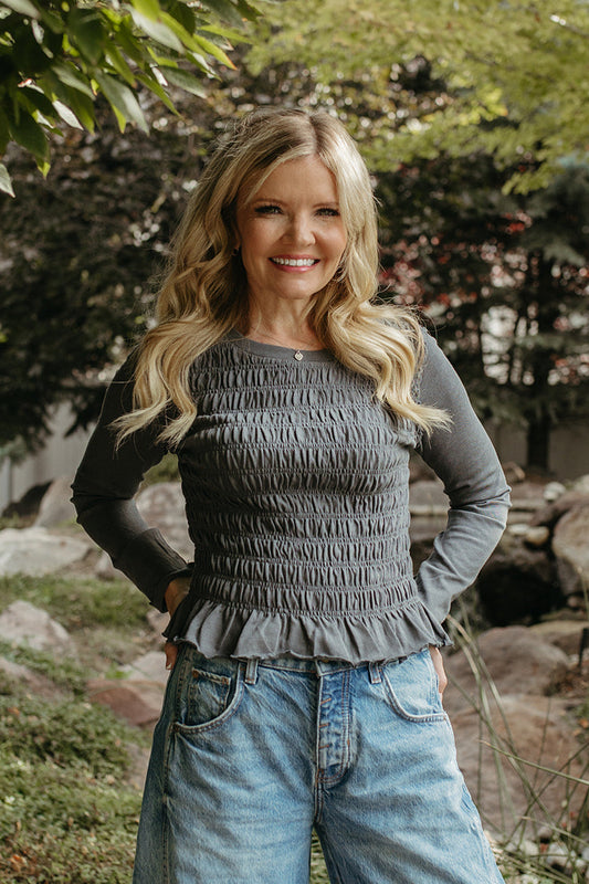 THE JANIYAH RUFFLED RUCHED TOP IN FOREST SAGE