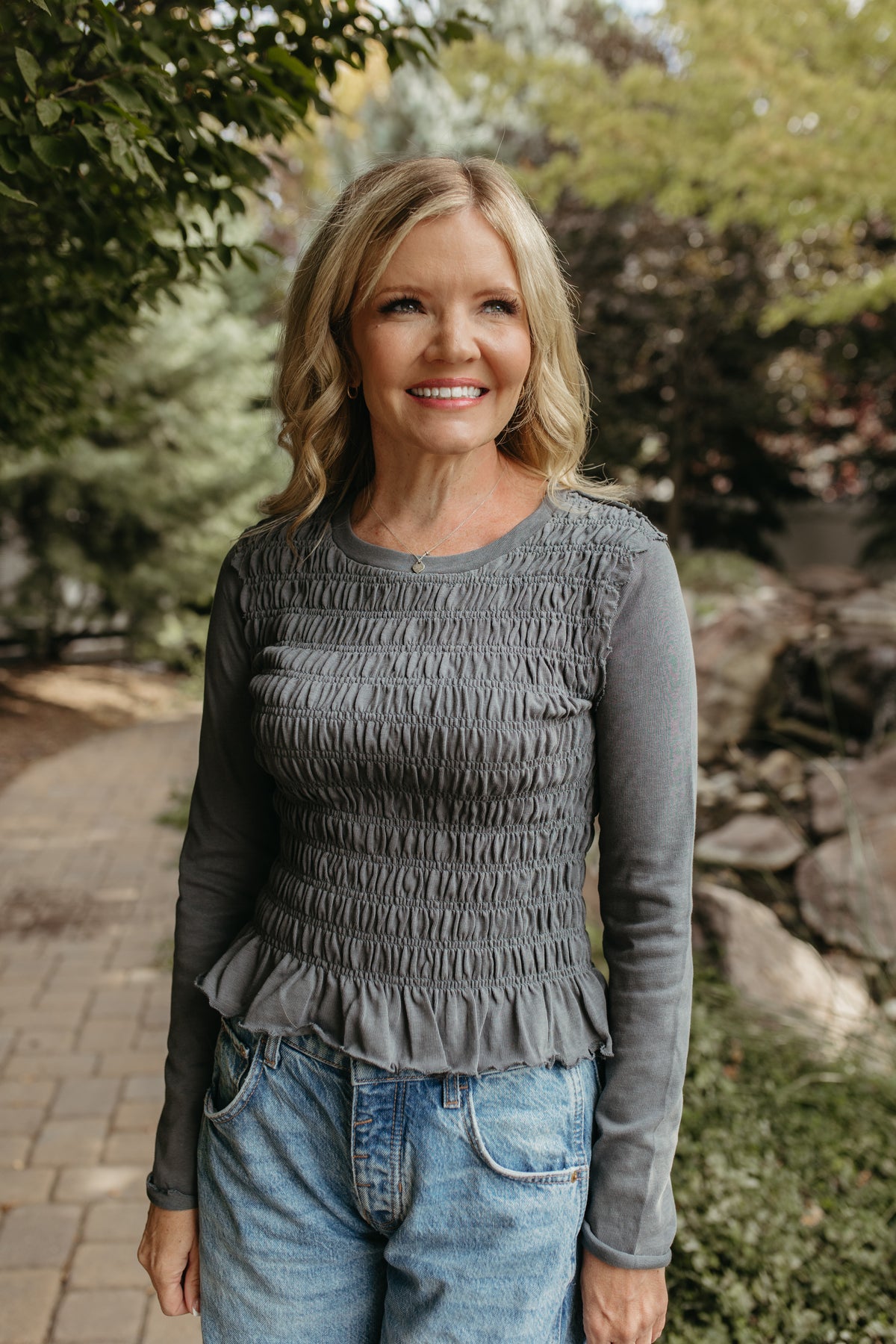THE JANIYAH RUFFLED RUCHED TOP IN FOREST SAGE