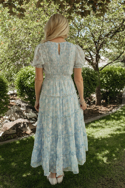 THE EVERLEE FLORAL MAXI PUFF SLEEVE DRESS