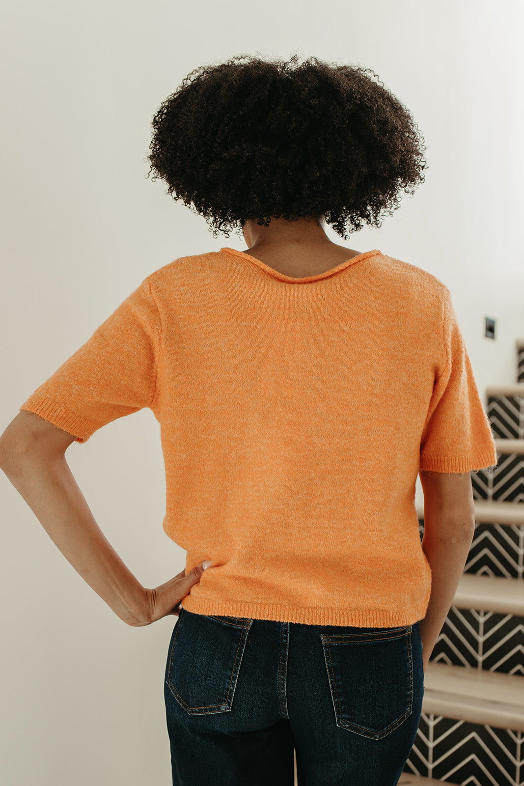 THE MCKAYLA SHORT SLEEVE CARDIGAN IN ORANGE