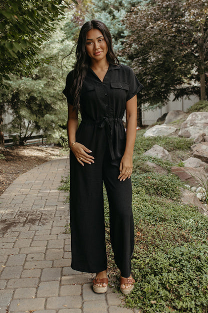 THE JREAM SHORT SLEEVE V-NECK JUMPSUIT IN BLACK