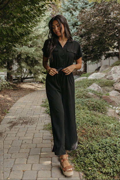 THE JREAM SHORT SLEEVE V-NECK JUMPSUIT IN BLACK