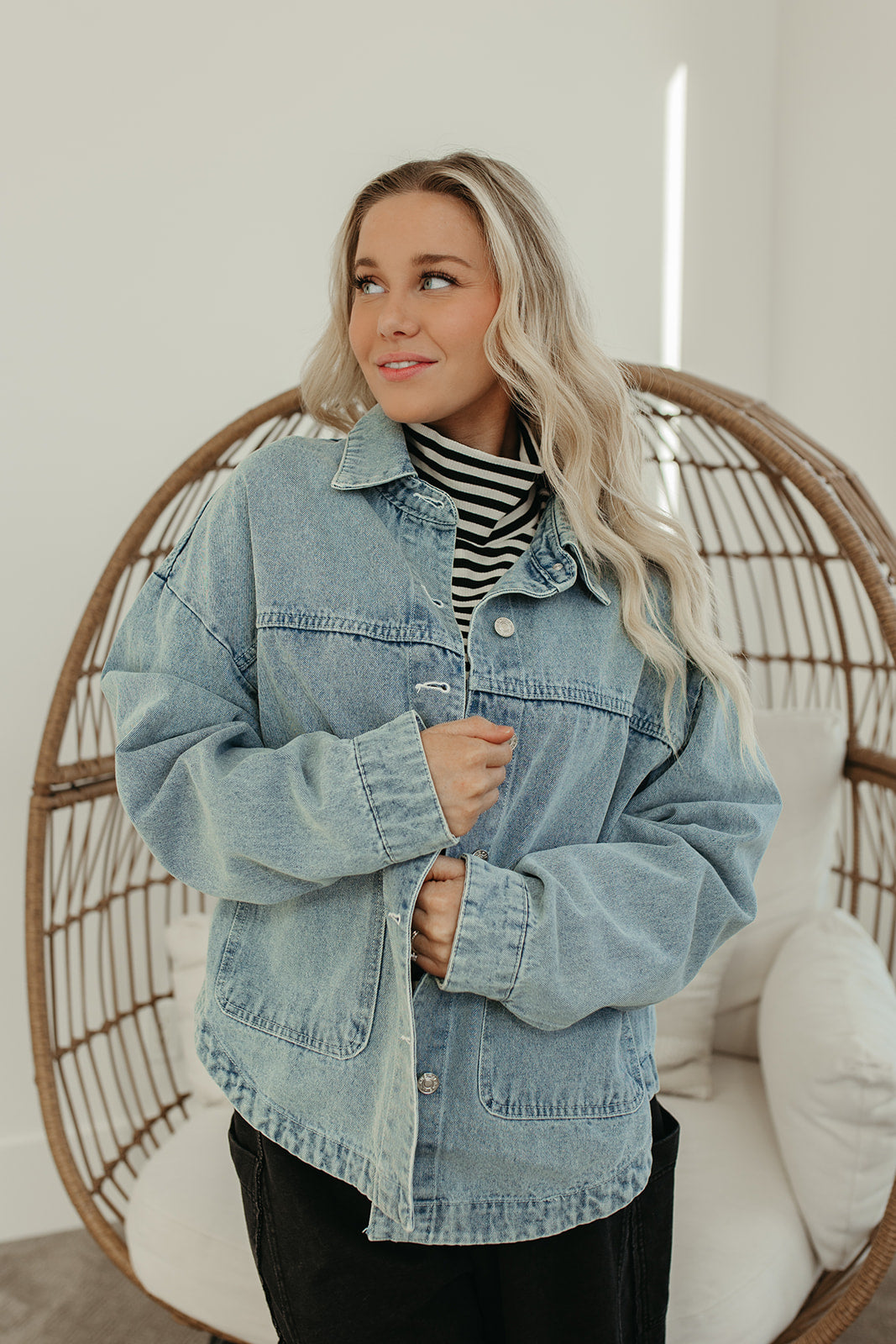 THE LENNOX JEAN JACKET IN LIGHT