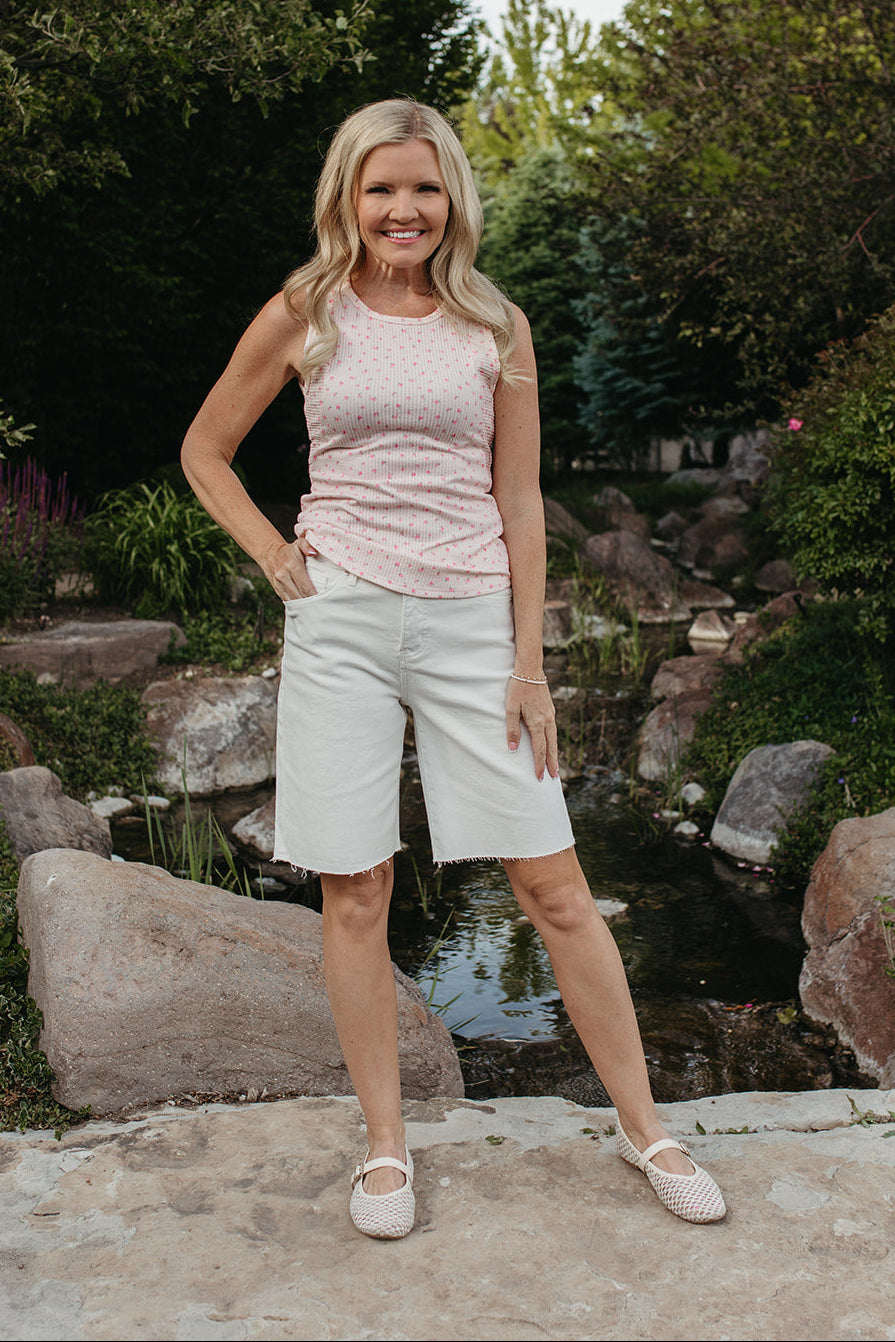 THE SALEM SLOUCHY BERMUDA SHORTS IN WHITE