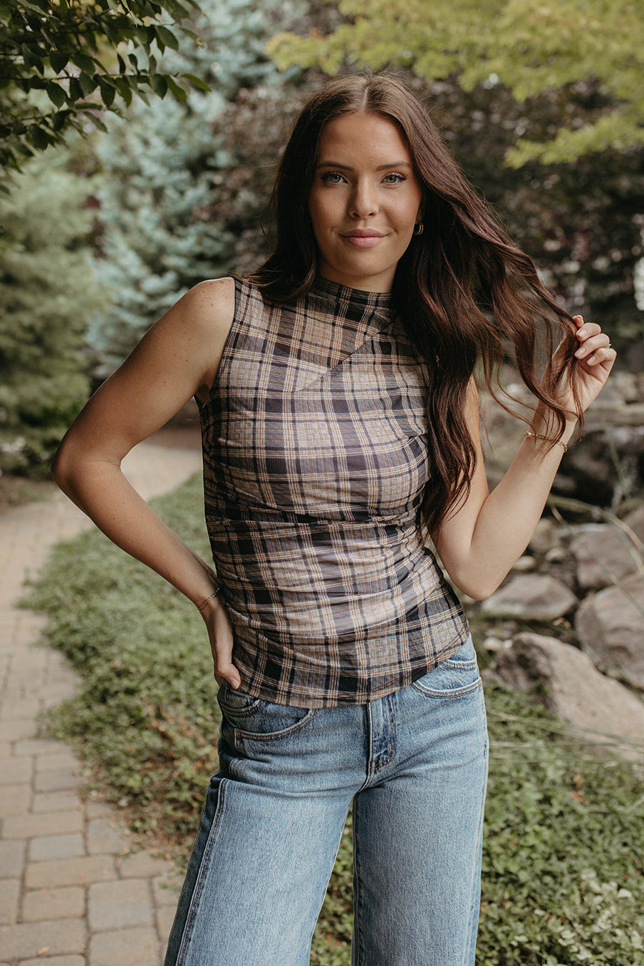 THE ELENA PLAID SLEEVELESS MOCK NECK TOP IN BROWN