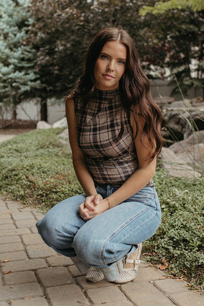 THE ELENA PLAID SLEEVELESS MOCK NECK TOP IN BROWN