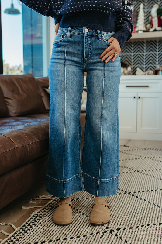 THE AMAYA CROPPED WIDE LEG JEANS IN MEDIUM WASH