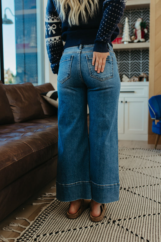 THE AMAYA CROPPED WIDE LEG JEANS IN MEDIUM WASH