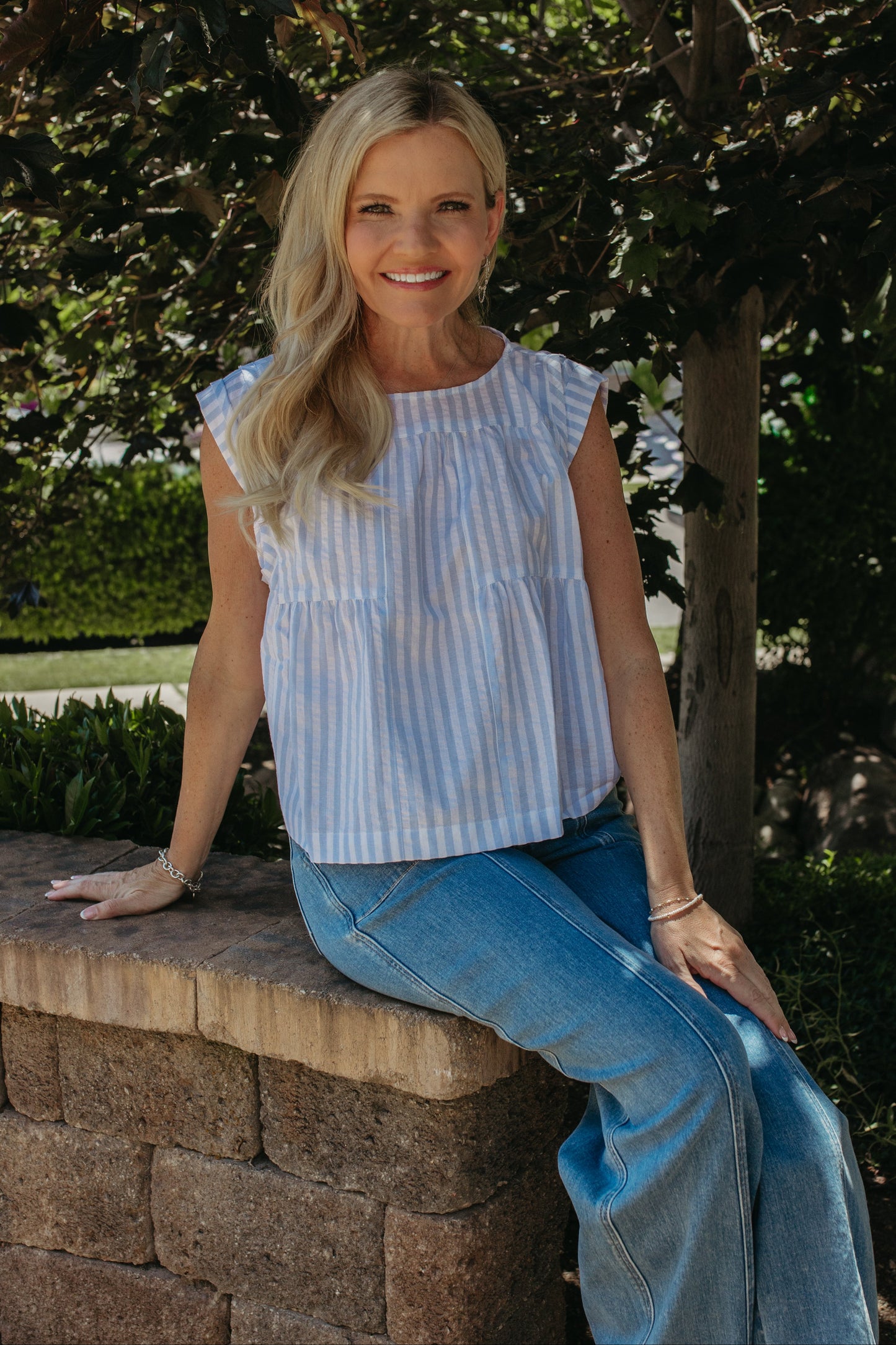 THE JULIANA STRIPE TOP IN BLUE