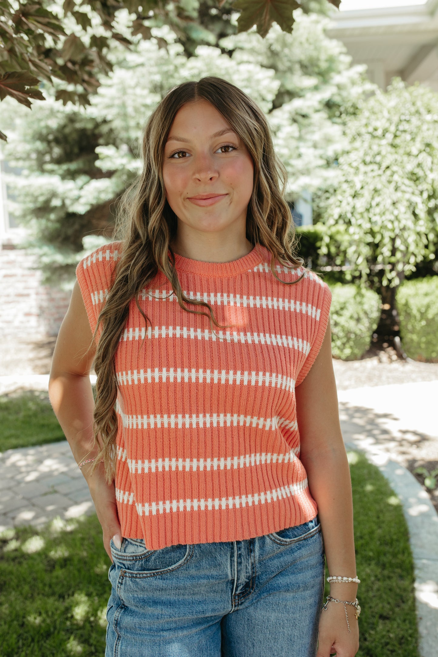 THE RUBY STRIPE TOP IN CORAL
