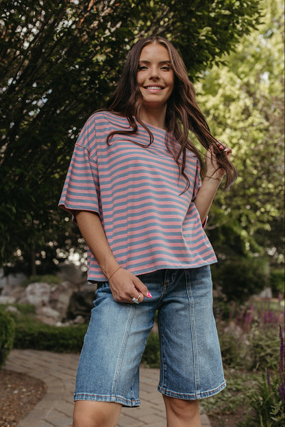 THE EVELYN OVERSIZED STRIPE TEE IN BLUE/PINK