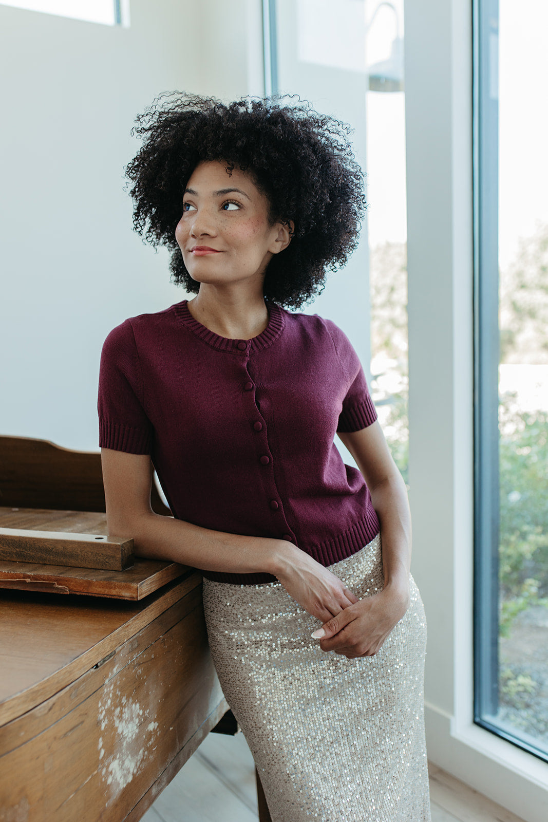THE AVERY BUTTON DOWN SWEATER IN BURGUNDY