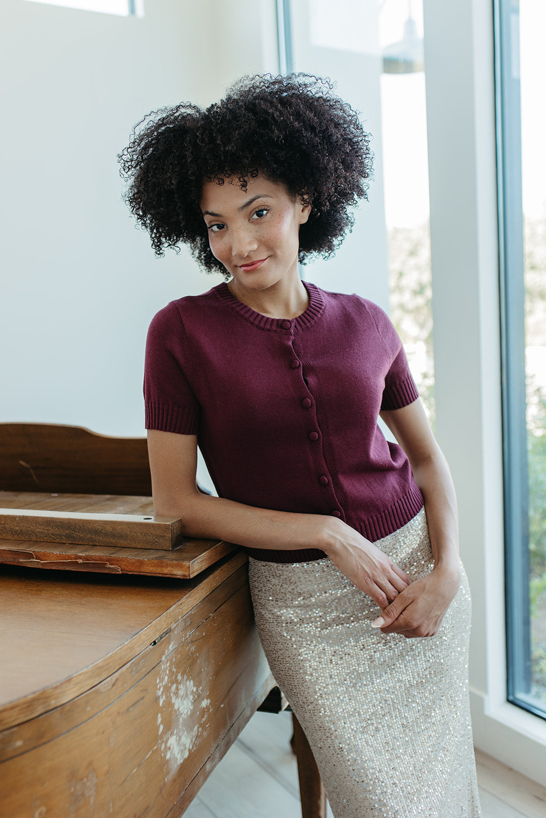 THE AVERY BUTTON DOWN SWEATER IN BURGUNDY