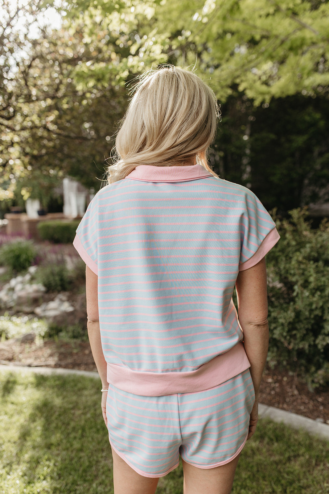THE MAGNOLIA HALF ZIP STRIPE SET