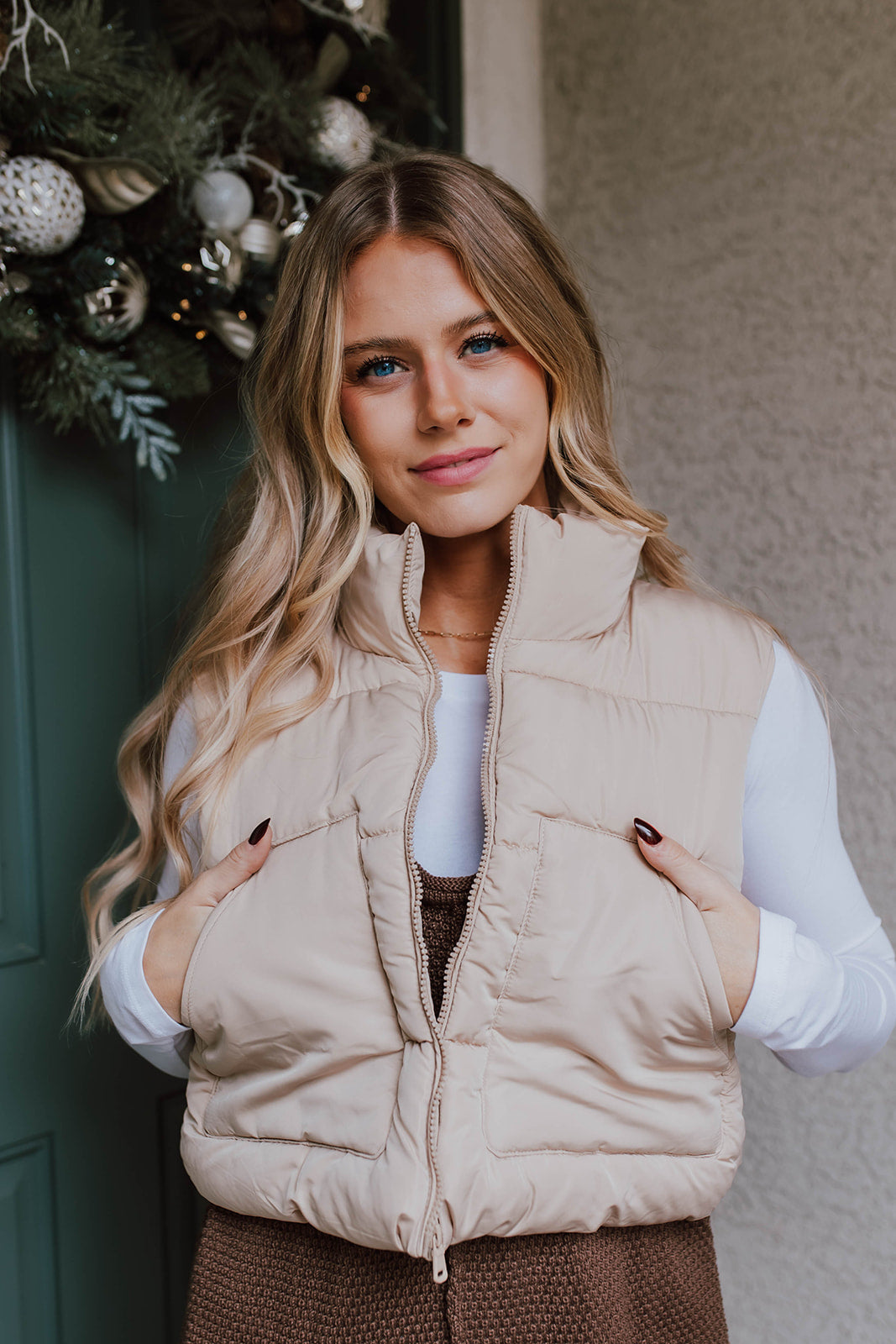 THE CHARLI CROPPED PUFFER VEST IN KHAKI