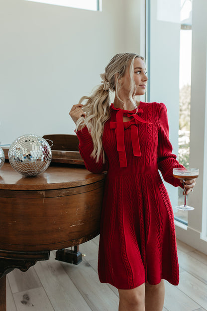 THE NOELLE VELVET BOW SWEATER DRESS IN RED X-Large