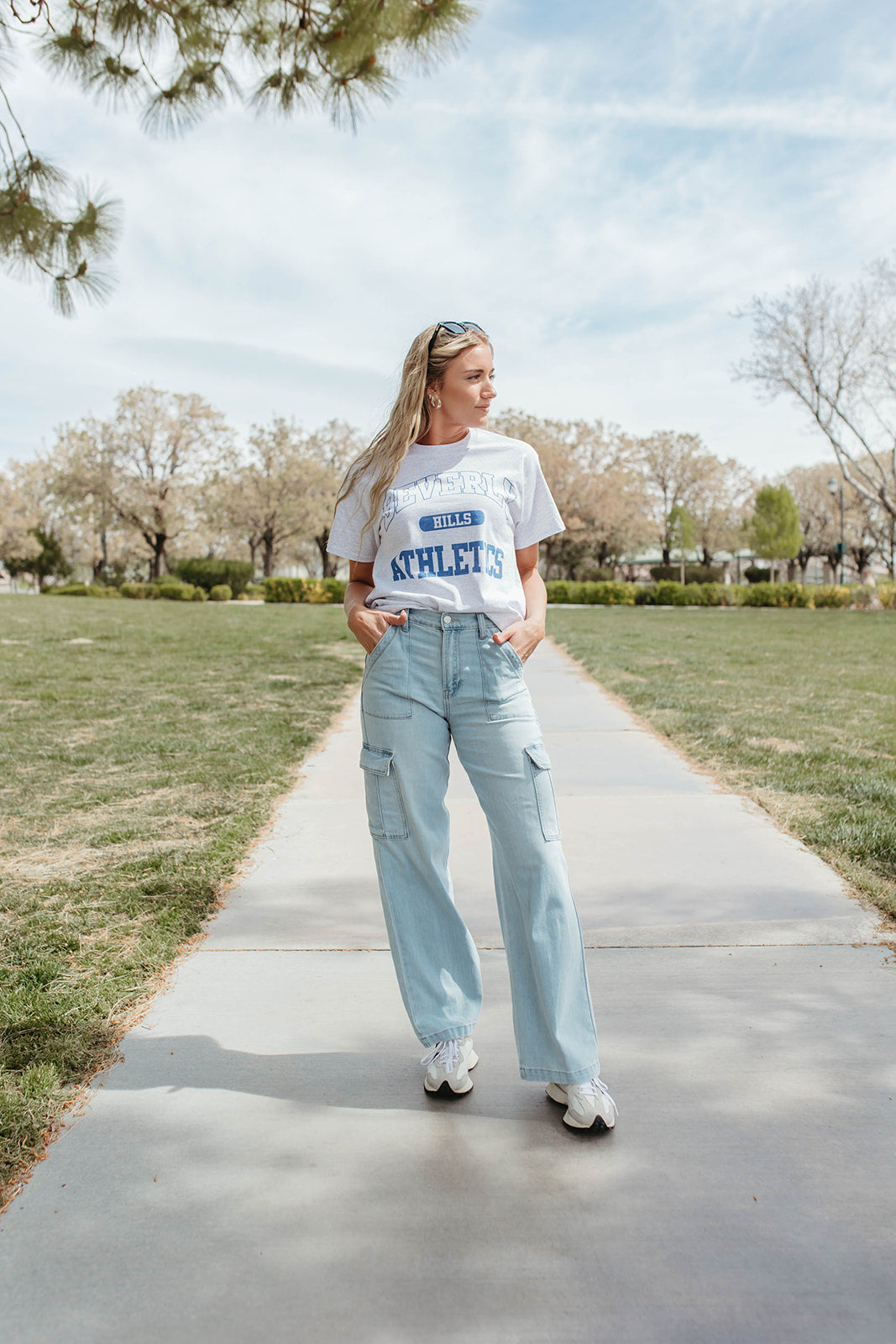 THE JILL CARGO PANTS IN LIGHT DENIM Pink Desert