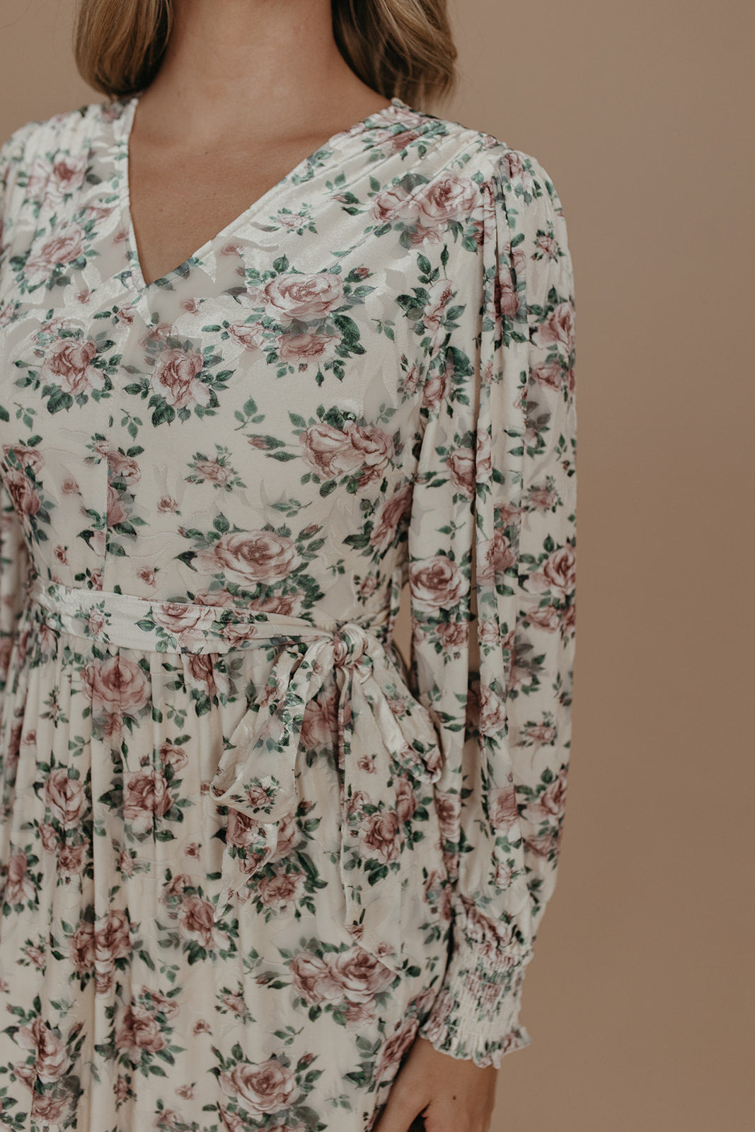 THE MARYANN FLORAL VELVET DRESS IN CREAM