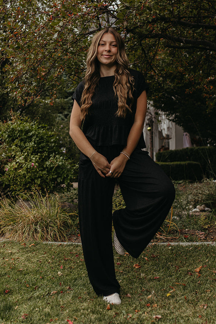 THE AZALEA RELAXED SMOCKED KNIT SET IN BLACK