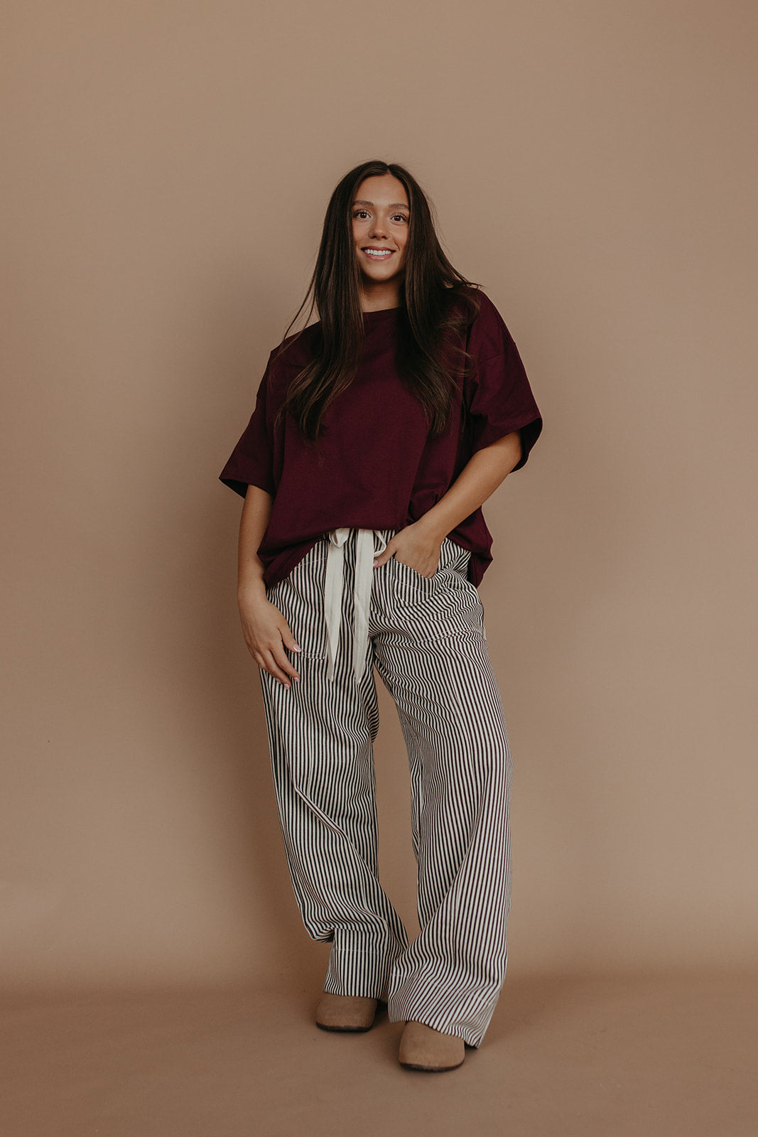 THE HUDSON CREW NECK TEE IN BURGUNDY