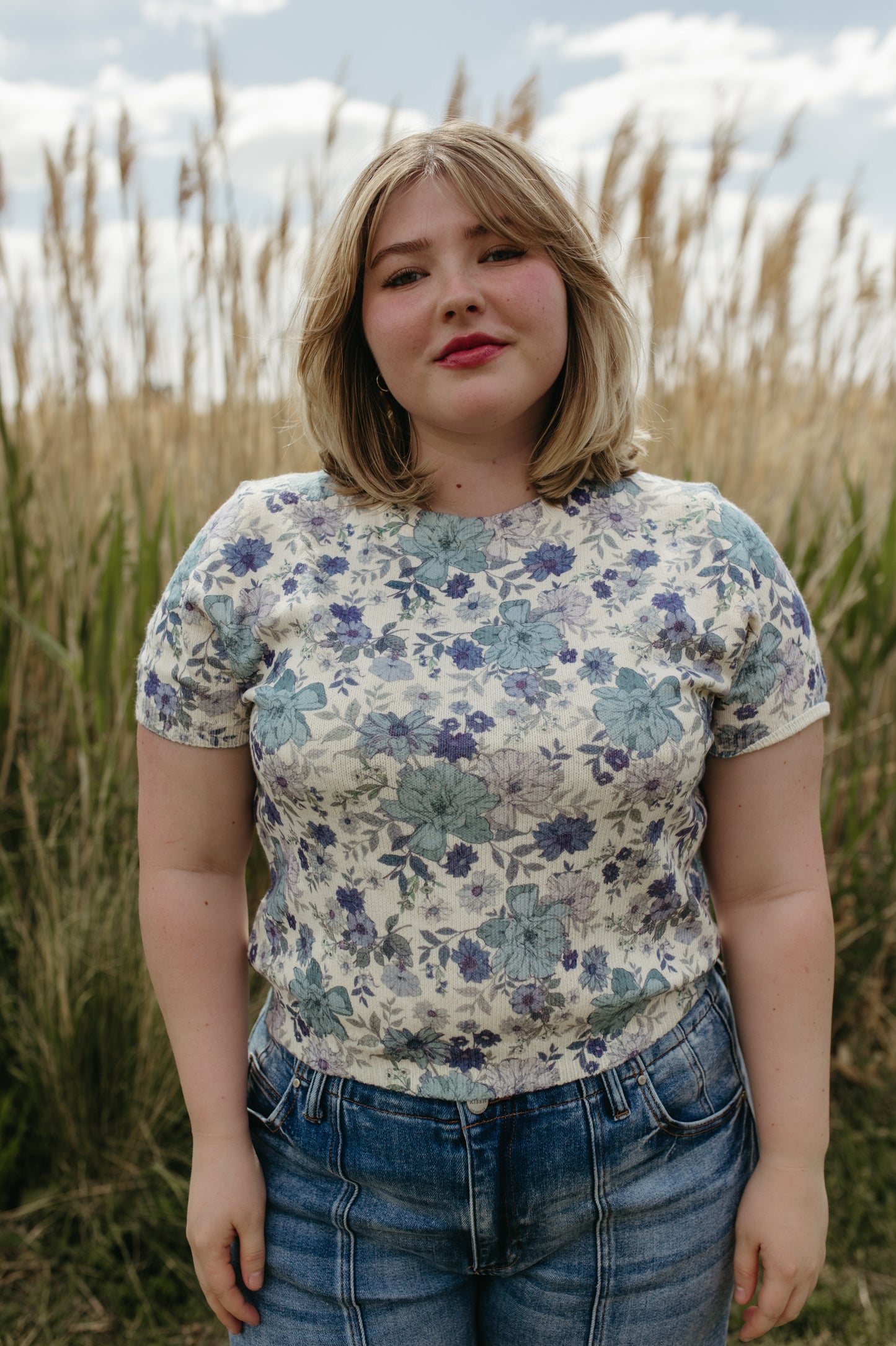 THE VALERIE BLUE FLORAL KNIT TOP