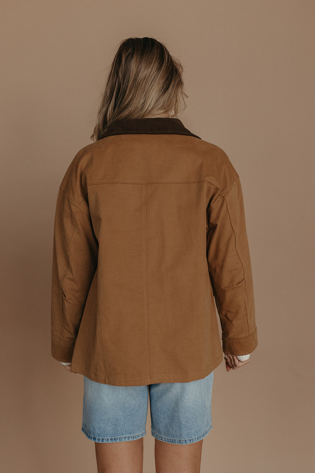 THE KOVEN BARN JACKET IN BROWN