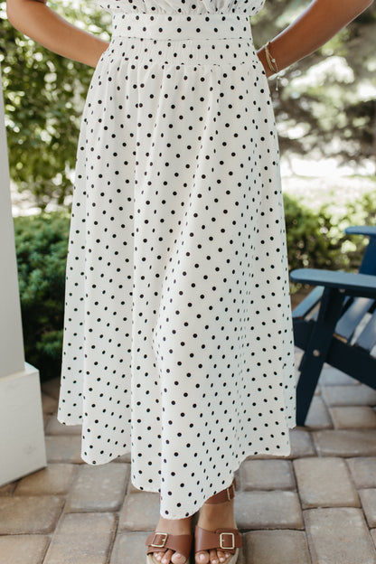 THE QUINCY POLKA DOT FLARE SLEEVELESS SET IN IVORY
