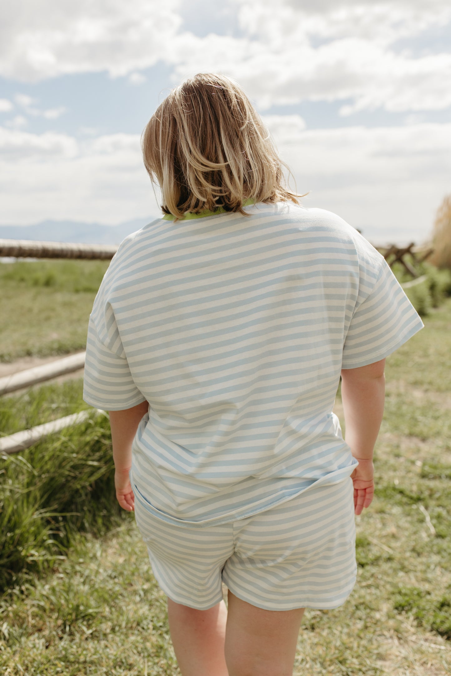 THE DESIREE STRIPE CONTRAST SET IN LIME/BLUE