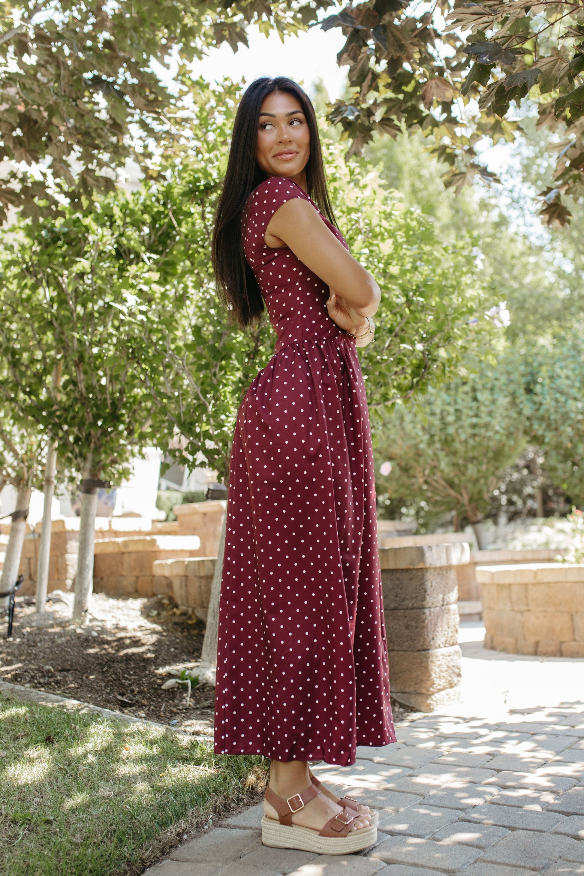 THE DREW POLKA DOT MAXI DRESS IN BURGUNDY – Pink Desert