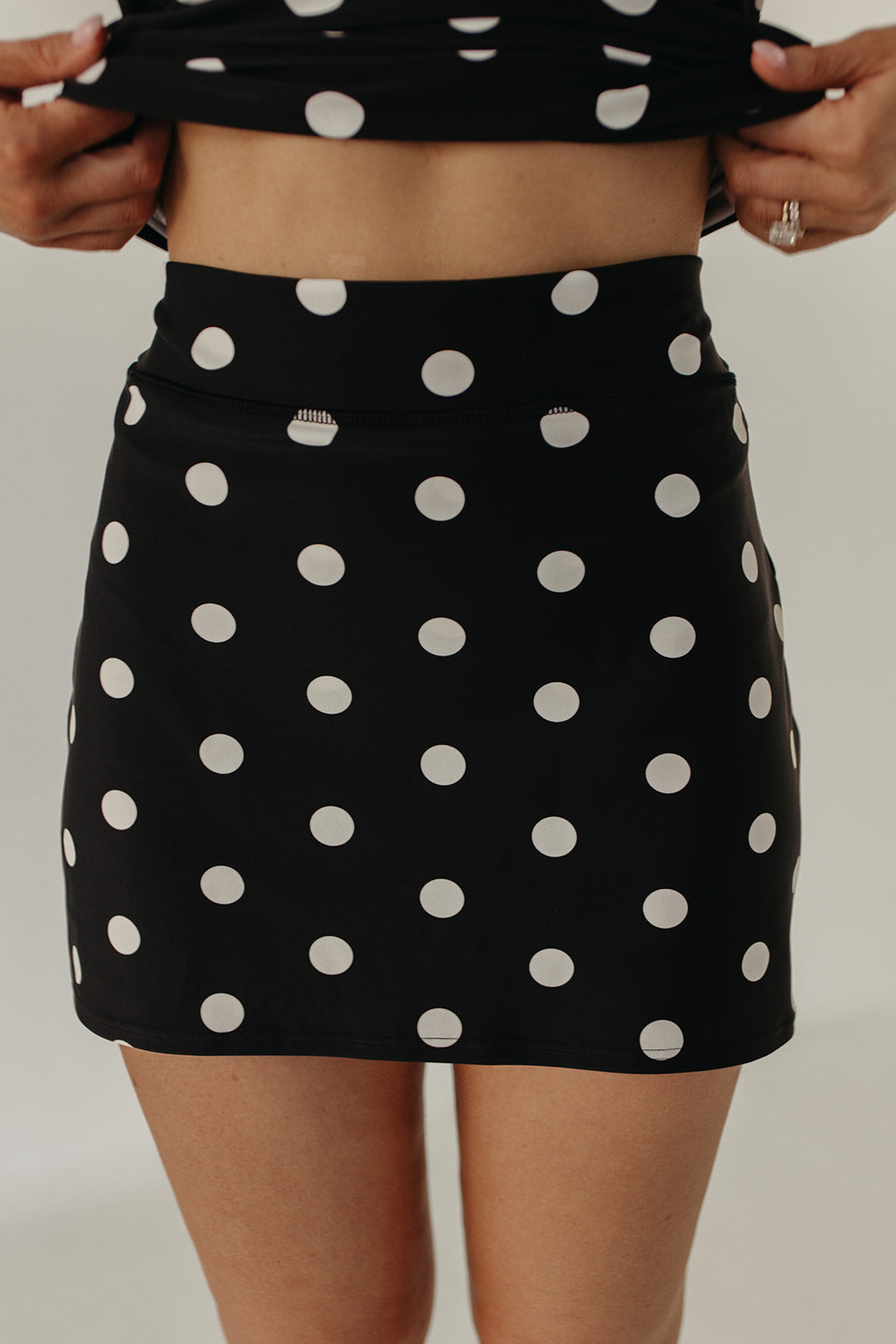ACTIVE SWIM SKIRT IN DOTS BY PINK DESERT