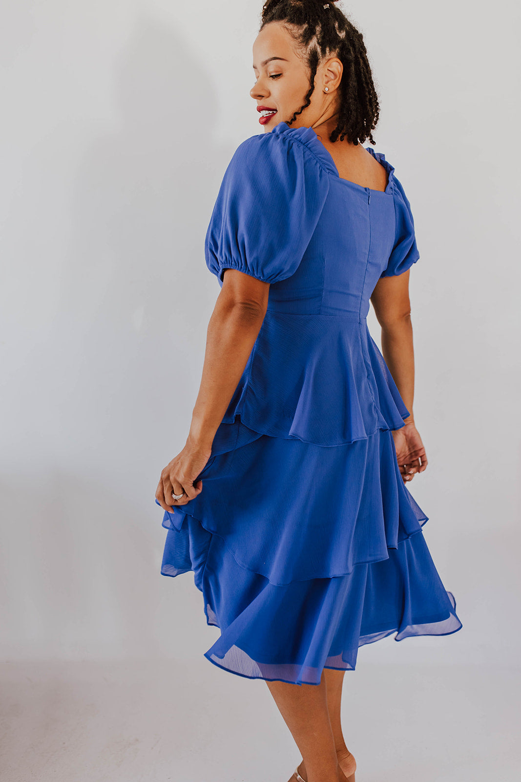 THE ANGEL CHIFFON MIDI DRESS IN BLUE | PINK DESERT Large THE ANGEL CHIFFON MIDI DRESS IN BLUE | PINK DESERT Large