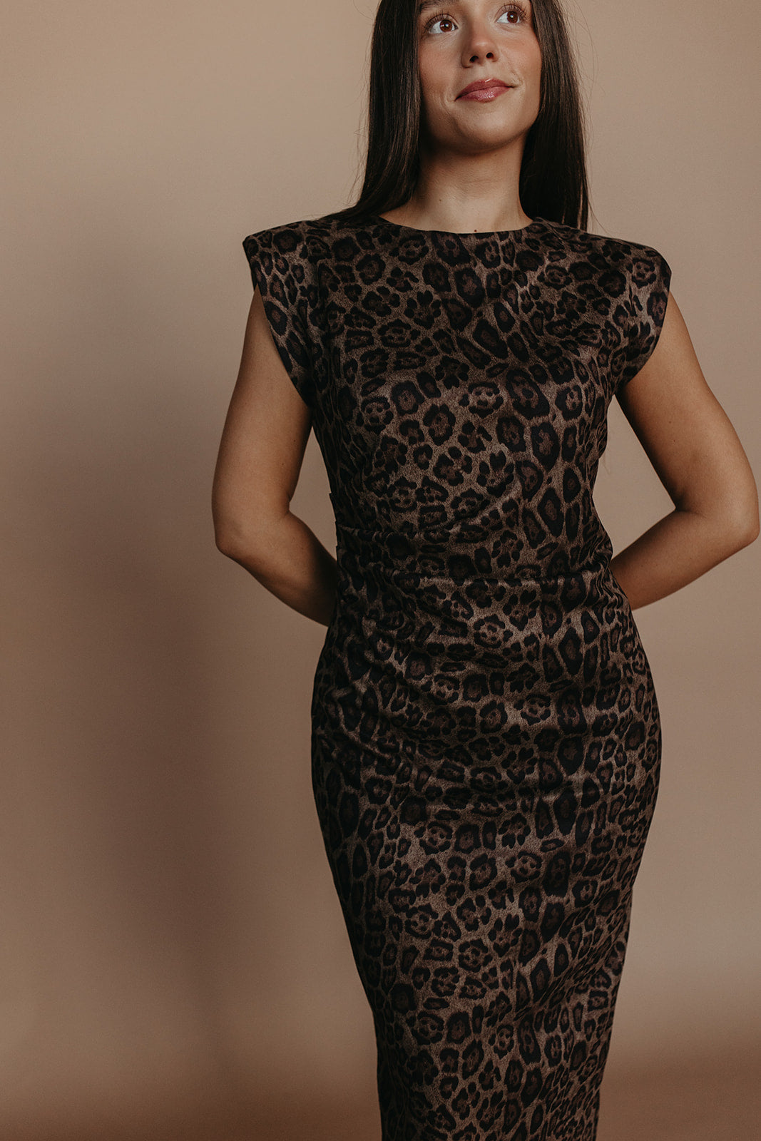 THE KARLEY LEOPARD PRINT DRESS IN BROWN